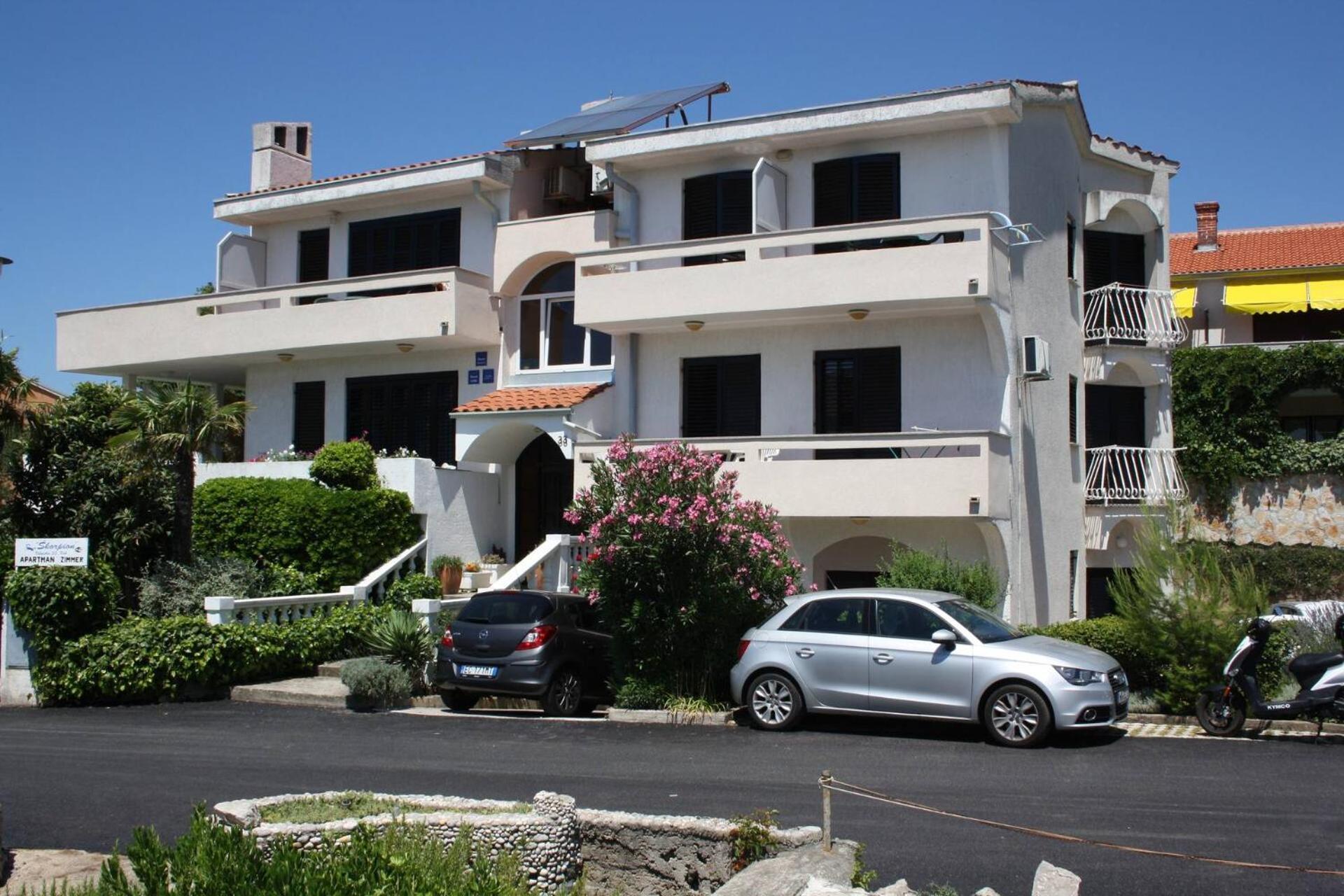 Guest House Helena Close To Beach คิร์ก ภายนอก รูปภาพ